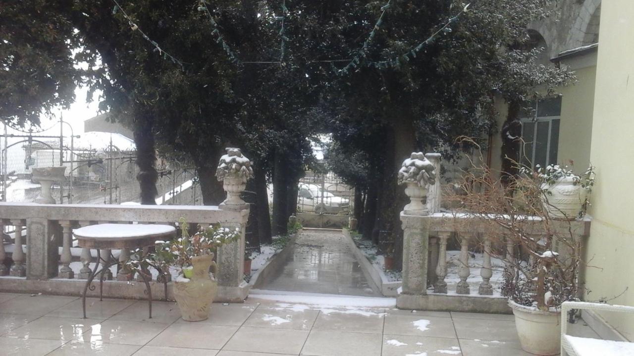 Villa Di Miscio Sant'Agata di Puglia Exteriör bild