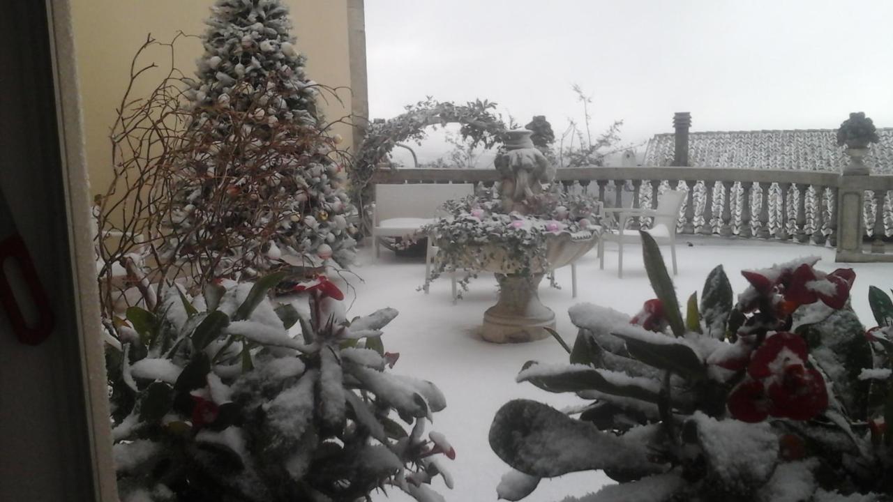 Villa Di Miscio Sant'Agata di Puglia Exteriör bild